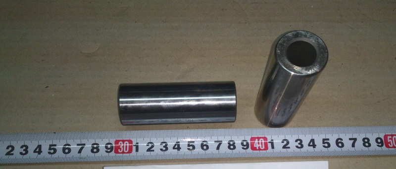 картинка ПАЛЕЦ ПОРШНЕВОЙ D=33 FAW (1051 ПОД КОНУС)1041,1031,1047  1004021-X2