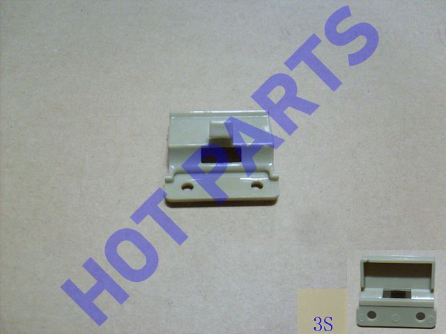 картинка CLIP ARMREST BOX COVER  5305263-K80-003S
