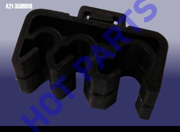 CLIP - THREE WAY PIPE